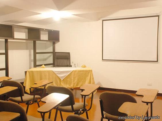 Hotel American Deluxe Bogota Perniagaan gambar