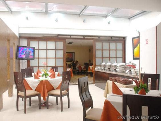 Hotel American Deluxe Bogota Restoran gambar